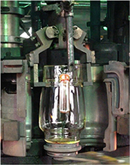 印度尼西亞KIM GLASS全自動扎壺機(jī)順利投產(chǎn)